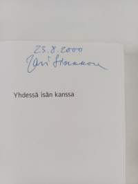 Yhdessä isän kanssa (signeerattu)