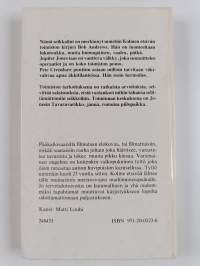 3 etsivää ja Pääkallosaari