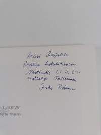 Tähdet tuikkivat : Olavi Virrasta Irwiniin : Alvar Kolasen valokuvia (signeerattu, tekijän omiste)