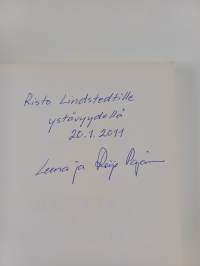 Musiikista ja muusikoista : tietoiskuja musiikista kiinnostuneille (signeerattu, tekijän omiste)