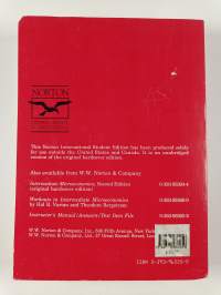 Intermediate microeconomics : a modern approach