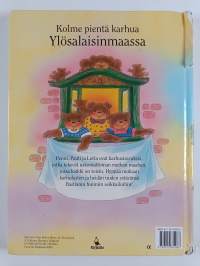 Kolme pientä karhua Ylösalaisinmaassa