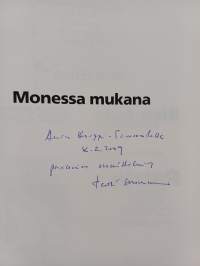 Monessa mukana : 51. kadettikurssin ja 36. merikadettikurssin vaiheita 1964-2004 (signeerattu, tekijän omiste)