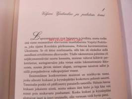 Venäläinen ruhtinatar muistelee : Tsaarinajan loistossa, neuvostovaltion vainoissa