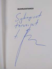 Nuoruustango (signeerattu)
