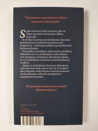 Syytös : Muuan akateeminen komitragedia