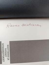 Noottikriisi ja yhteiset sotaharjoitukset (signeerattu)