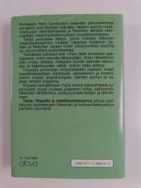Tiede, filosofia ja maailmankatsomus : filosofisia esseitä tiedosta ja sen arvosta