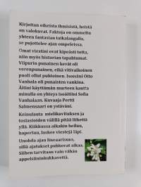 Kastevedessä appelsiininkukka : romaani