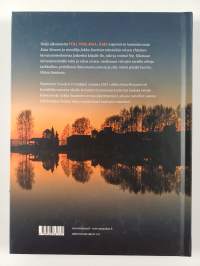 Tuli... vesi... maa... ilma... Jukka Saarisen runoja, Kata Sivusen luontokuvia (signeerattu)