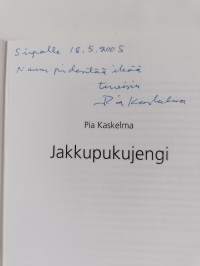 Jakkupukujengi (signeerattu, tekijän omiste)