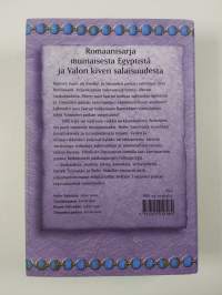 Valon kivi Tietäjänainen