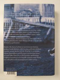 Kartanon tiellä : historiallinen romaani vuosilta 1887-1917