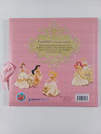 Lumikki ja seitsemän kääpiötä