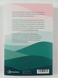 Lepään joogamatollani ja rukoilen