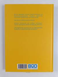 Pieni nukketalokirja : opas nukketalon omatoimiseen rakentamiseen