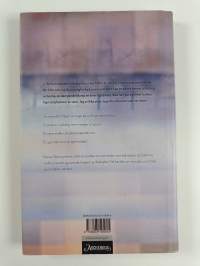 Ikke rart det kommer kråker - noveller