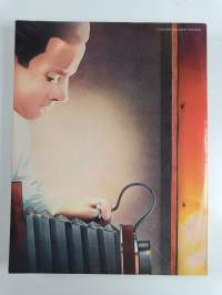 The Girl in the Hairy Paw - King Kong as Myth, Movie, and Monster