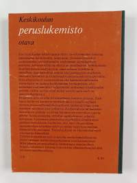 Keskikoulun peruslukemisto 4 : oppikoulun 4. luokkaa varten