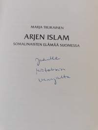 Arjen Islam - somalinaisten elämää Suomessa (tekijän omiste)