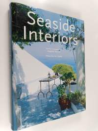 Seaside interiors = intérieurs de la cote = häuser am meer