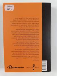 Naisena sündinud, 1 - Kakskümmend aastat hiljem