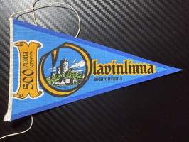 500 Vuotta 1475-1975 Lapinlinna Savonlinna -matkailuviiri, pikkukoko / souvenier pennant