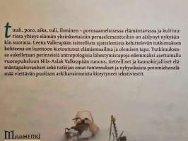 Luonnossa : vuoropuhelua Nils-Aslak Valkeapään tuotannon kanssa