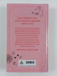 Royalteen 1: Puoli valtakuntaa