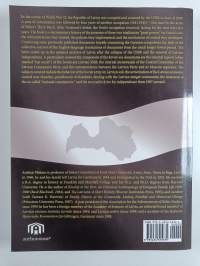 Experiencing totalitarianism : the invasion and occupation of Latvia by the USSR and Nazi Germany, 1939-1991 : a documentary history