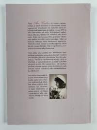 Aino - sukumme ikimummo ja muita tarinoita, äitini Aino Carlsonin muisteluksia