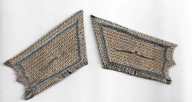 Jalkaväki  vänrikki  - kauluslaatat  arvomerkit sota-ajan malli