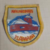 Kaunispää/ylämaja  / matkailumerkki / merkki / badge pohjaväri   kangasmerkki