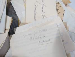 Gunnel Lehtinen-Cleven (&amp; Fredric Cleve) vastaanottamia kirjeitä, papereita - lippusia ja lappusia, isohko erä sukuhistoriaa pitkähköltä ajanjaksolta