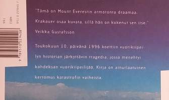 Jäätäviin korkeuksiin : murhenäytelmä Mount Everestillä.  ( Todenperäiset, muistelmat, vuorikiipeily, onnettomuudet )