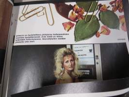 Jallu 1971 nr 11 -aikuisviihdelehti / adult graphics magazine