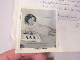 Koulutytön / nuoren neidin leikevihko / &quot;päiväkirja&quot;, johon liimattu pääsylippuja ym, paljon Talvisodan ajan asiaa, tekijä mahdollisesti kotoisin Mellilästä?