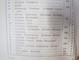 Aakkosellinen luettelo Rautatieliikennepaikoista 1942 sekä nimi- ja muista lyhennyksistä, valtionrautateiden jaosta y.m. -erinomainen apu esim. vanhojen...