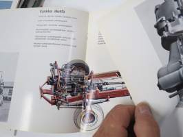 Mercedes-Benz L/LA 710, kokonaispaino 8 tn, teho 110 hv SAE, D-Benz suorasuihkutusjärjestelmä kuorma-auto -myyntiesite