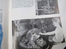 Mercedes-Benz Scheinwerfer - Sonderheft Berlin Marienfelde -moottoritehtaan erikoisjulkaisu, saksankielinen