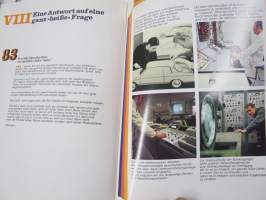 Mercedes-Benz gibt Antwort auf 100 Fragen -Mercedes vastaa sataan kysymykseen, saksankielinen, markkinointimateriaalia