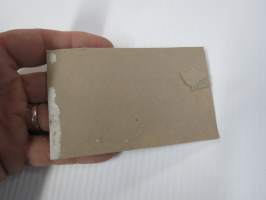 Koiravankkuri -valokuva, suomenpystykorva valjastettu kärryihin