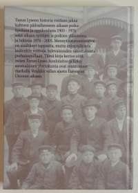 Tulevaisuutta rakentamassa : Turun Lyseo 1903-2003. (Paikallishistoria, Turku)