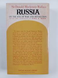 Russia : on the eve of war and revolution