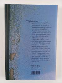 Linjer mellan stjärnor : essäer om identitet