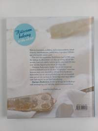 Baka med LCHF : klassiska bakverk till fika &amp; fest utan socker och gluten