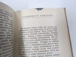 Painajan käsikirja, sisältää painoväriliitteen