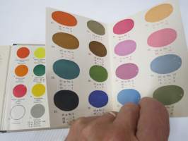 Painajan käsikirja, sisältää painoväriliitteen