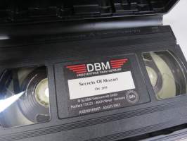 Secrets of Mozart -aikuisviihde VHS
