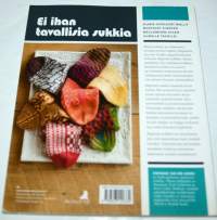 Säpinää sukkiin : ainutlaatuiset kolmiulotteiset kuviot